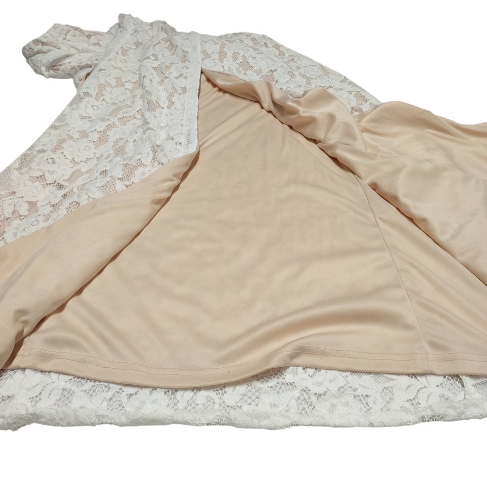 Lulus White Floral Lace Maxi Dress Size L V-Neck Flutter Sleeve Front Slit - Picture 9 of 14